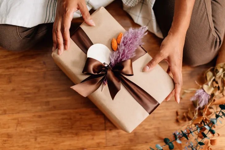 Unveiling Your Gifts: Secrets to Stunning Presentation - Informed Explorer